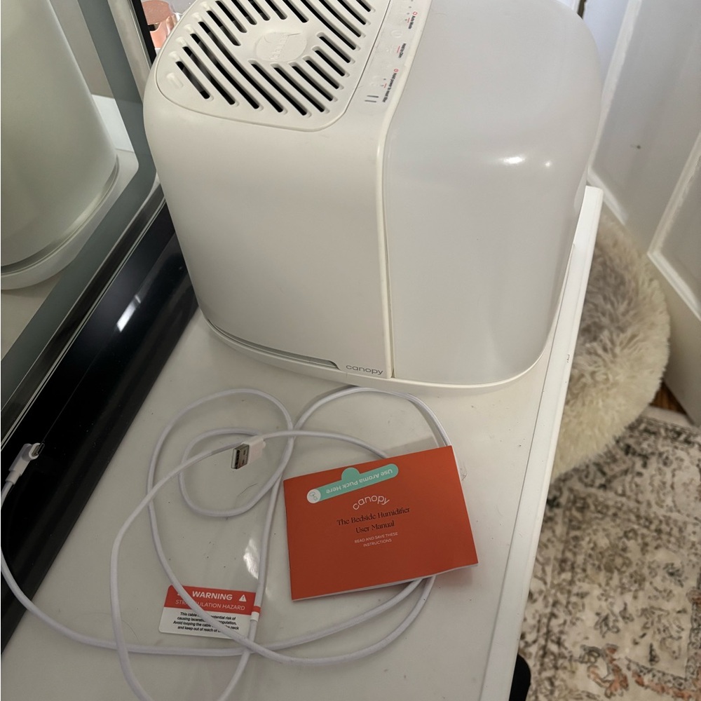 Canopy 2.0 White Humidifier with White Noise and Light